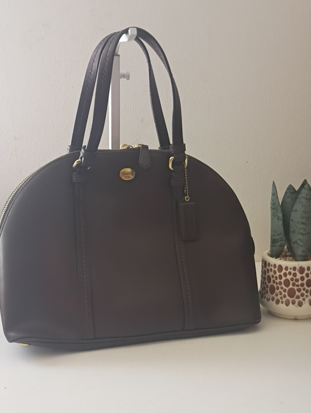 Coach Classic Brown Dome Satchel Handbag F25671